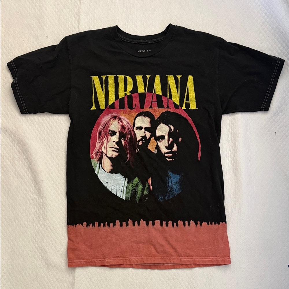 Nirvana T-Shirt Photo Dip-dye. Size S. Like New!